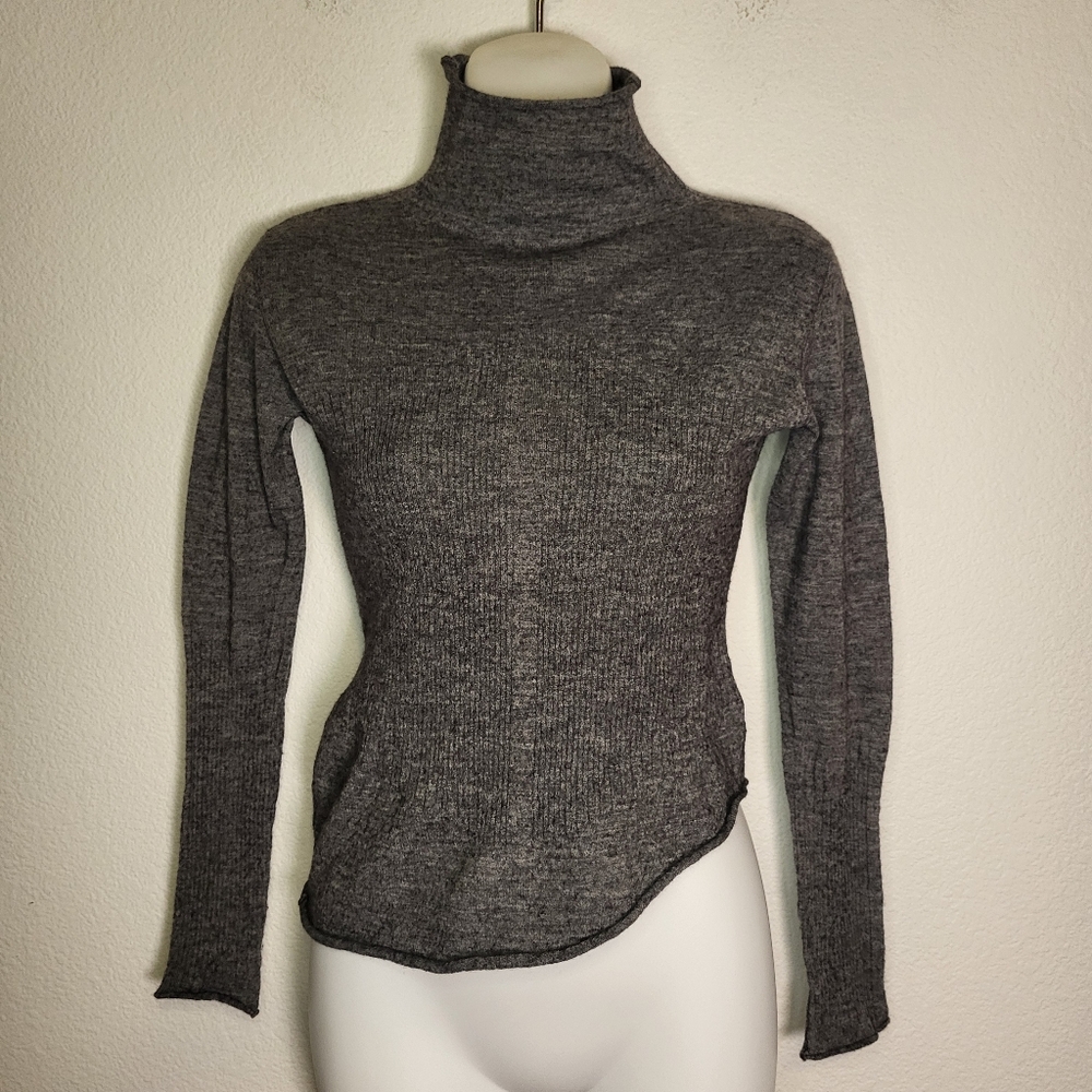 Oblique Wool Blend Asymetric Ribbed Sweater size Small (see measurements)